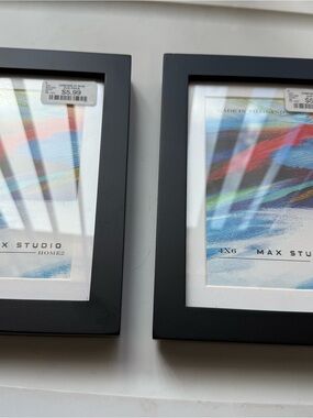 Max Studio Black 4x6 Photo Frame with White Mat